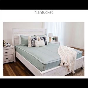 Beddy’s Nantucket Queen